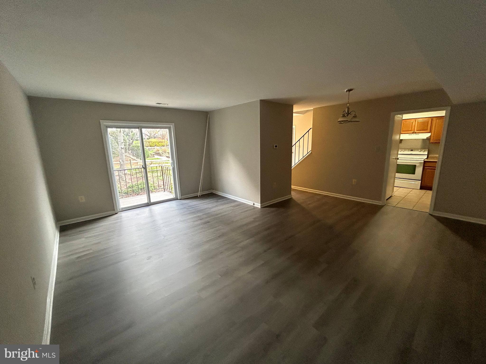 TERRACE TOWNHOUSES OF ANNANDALE - Residential Lease