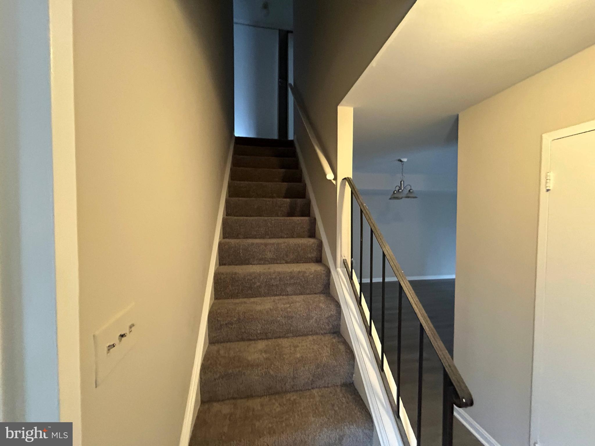 TERRACE TOWNHOUSES OF ANNANDALE - Residential Lease