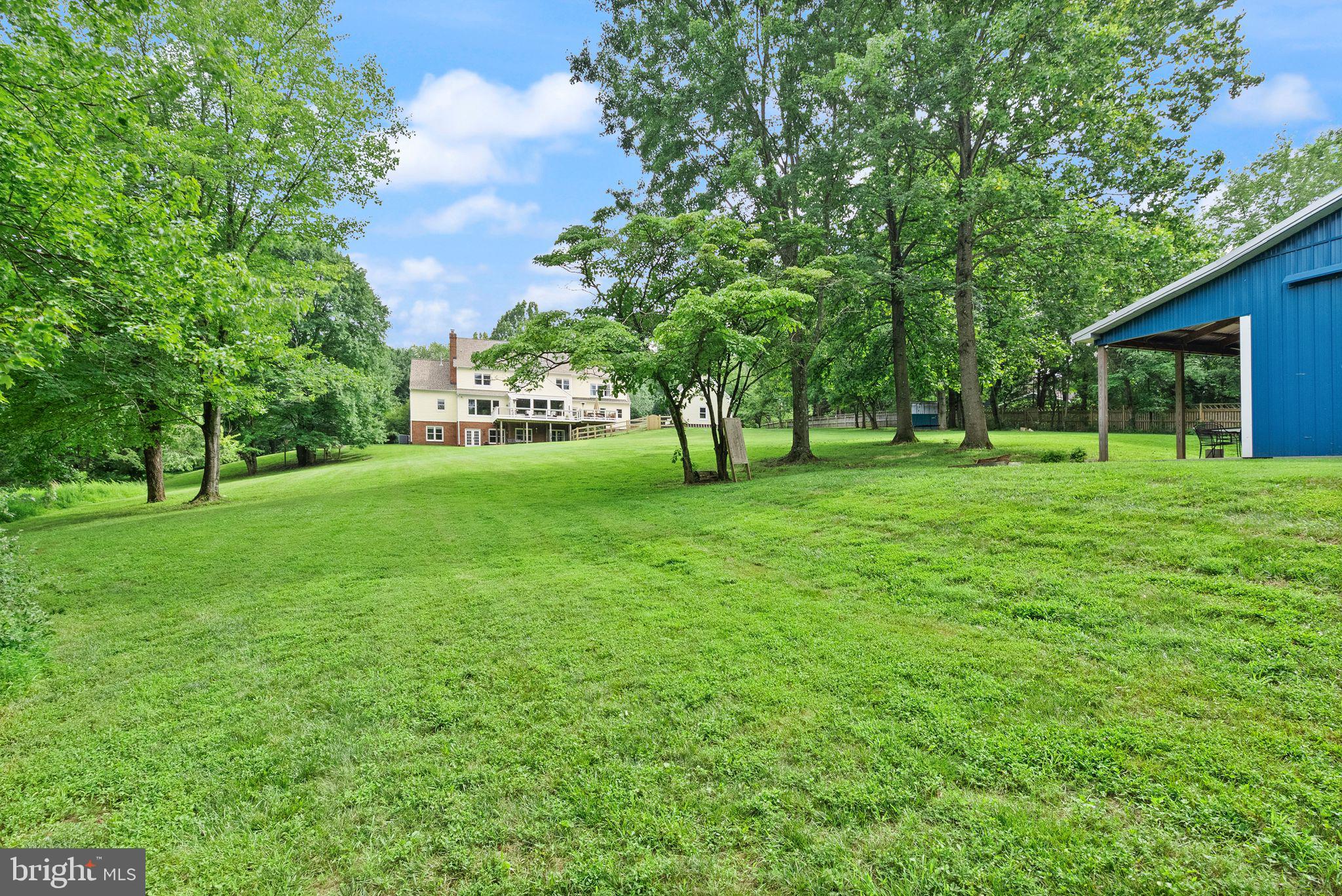 SOMMERS TIME FARM - Residential