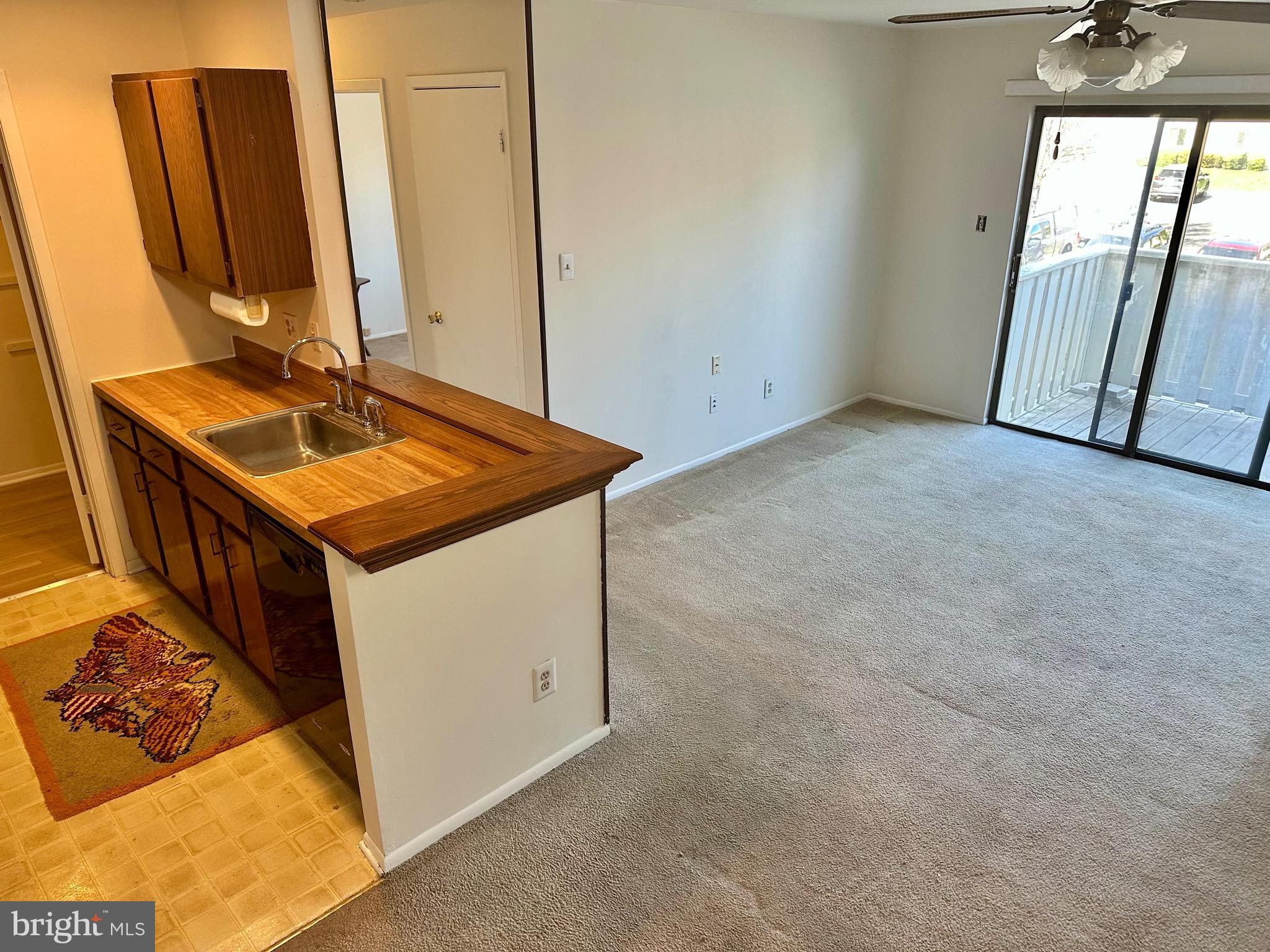 WOOD HOLLOW - Residential