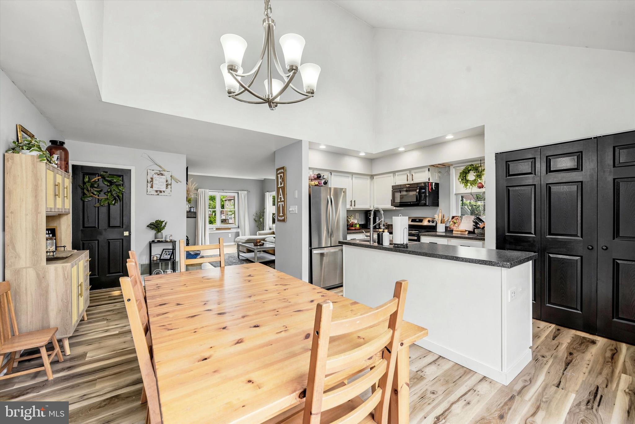 LIONGATE - Residential