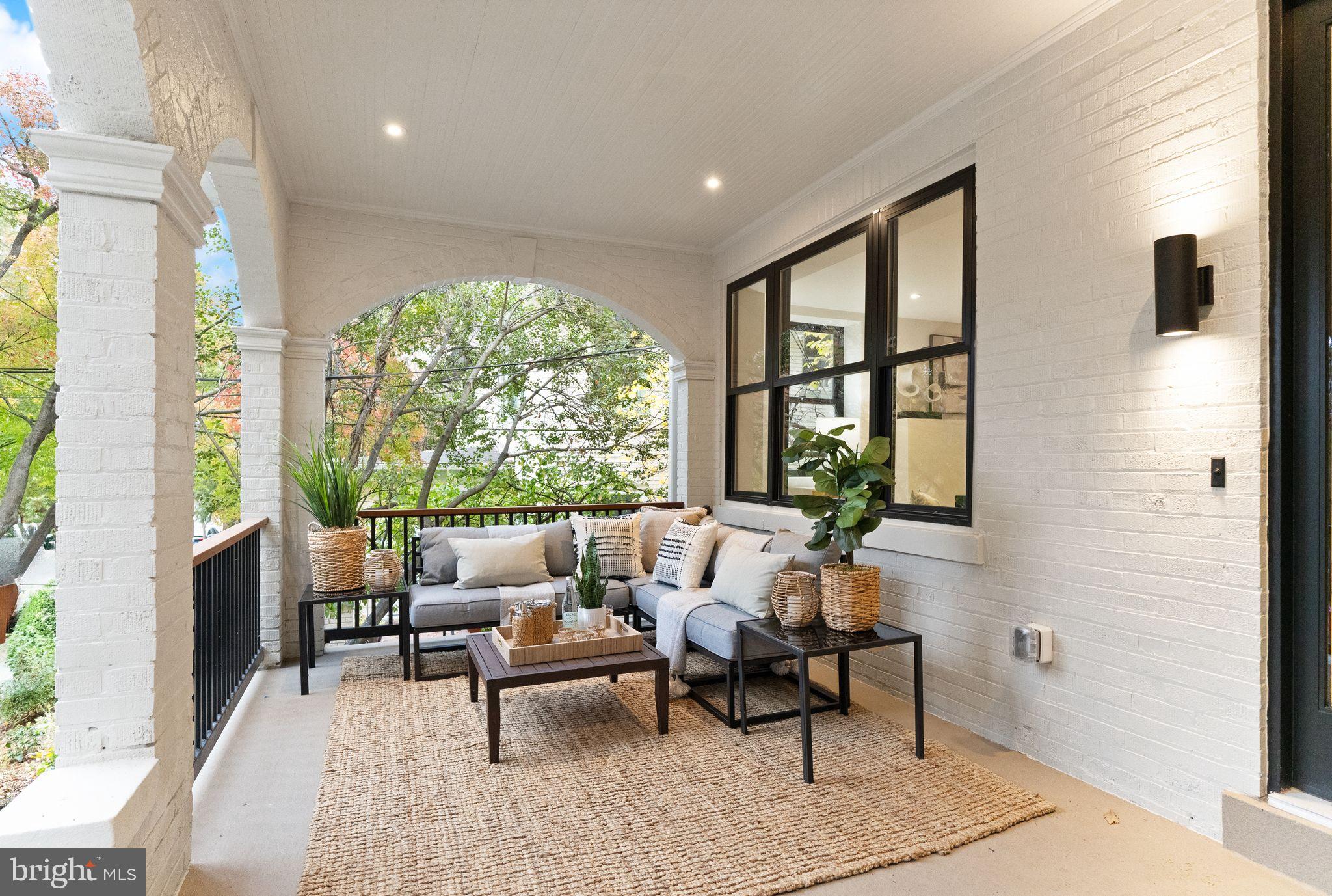 OBSERVATORY CIRCLE - Residential