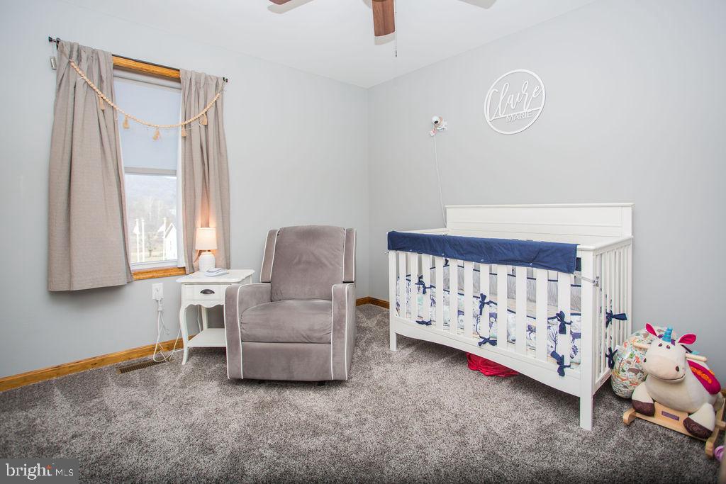 HILLVIEW ESTATES - Residential
