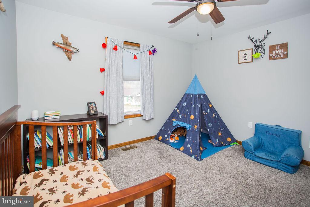 HILLVIEW ESTATES - Residential