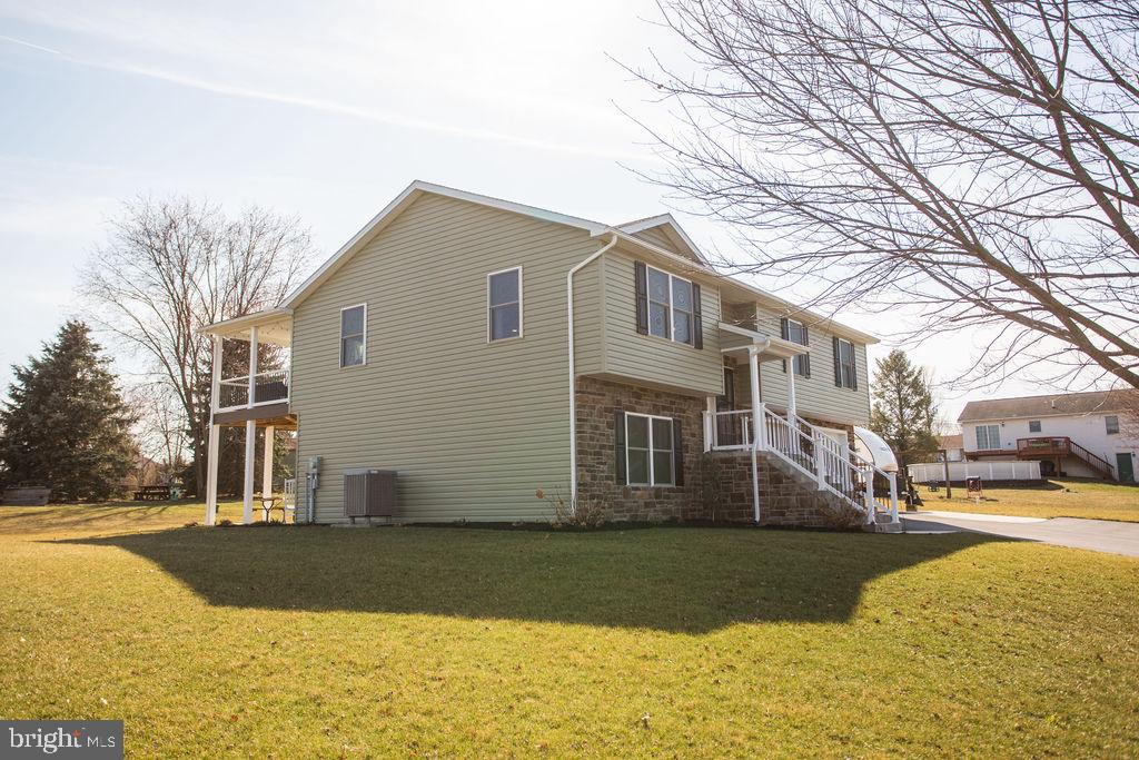 HILLVIEW ESTATES - Residential