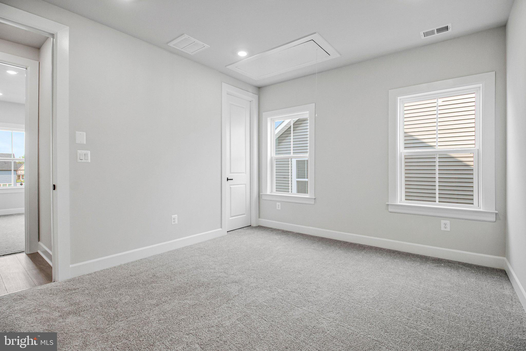 TWO RIVERS - Residential