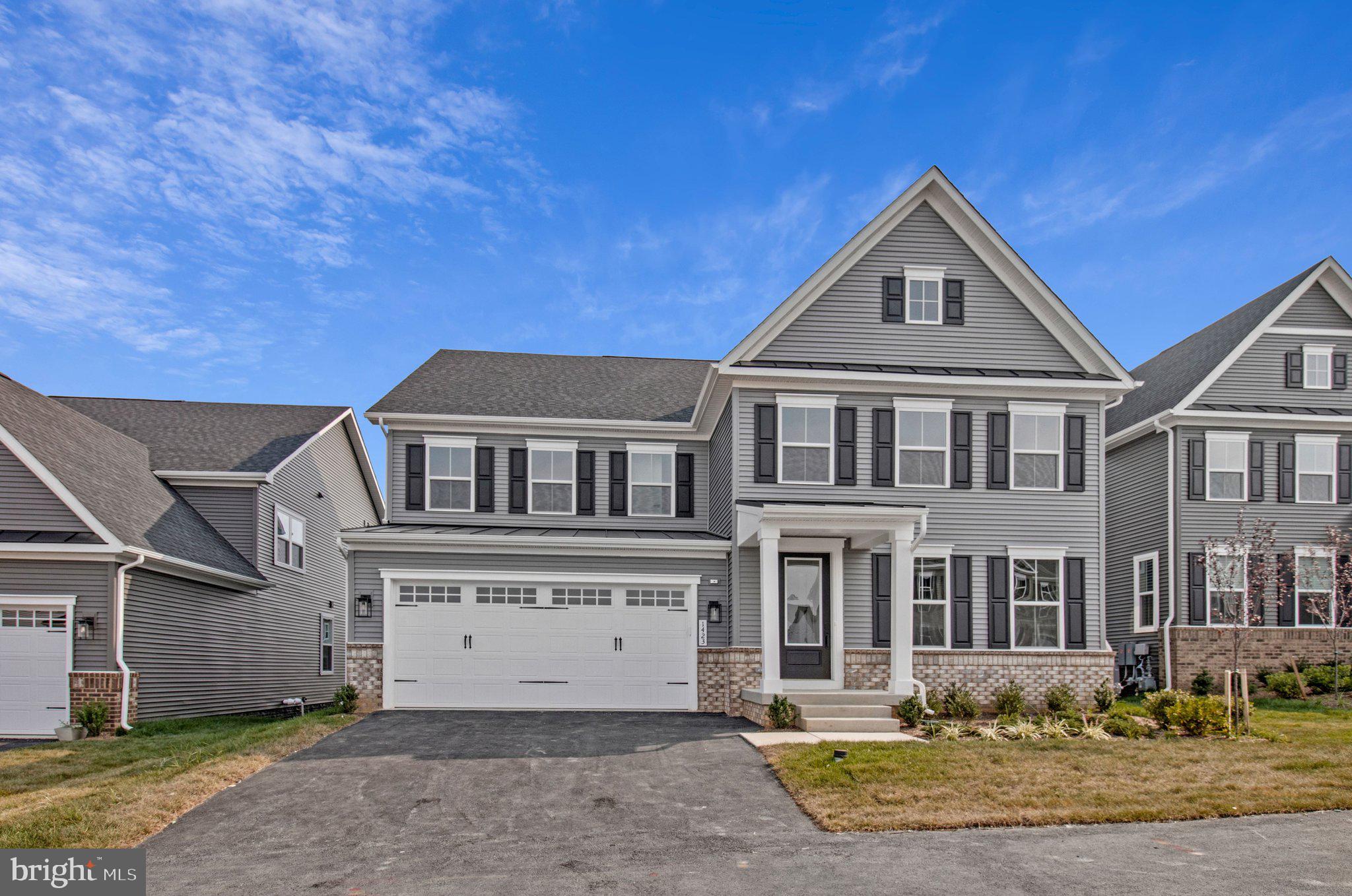 TWO RIVERS - Residential