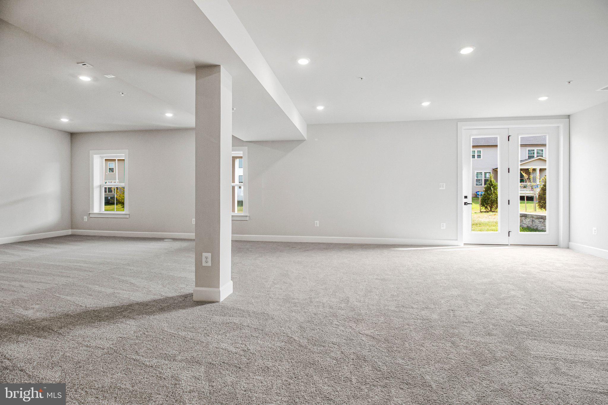 TWO RIVERS - Residential