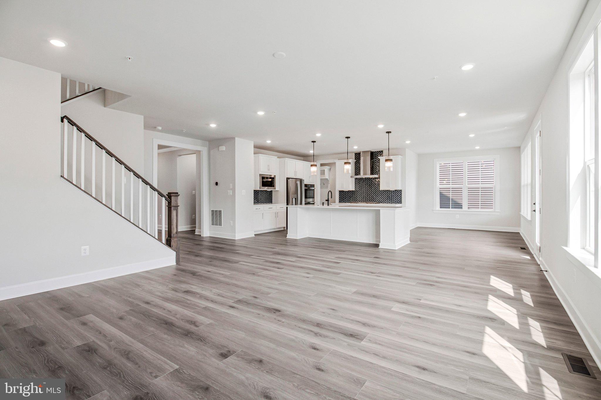 TWO RIVERS - Residential