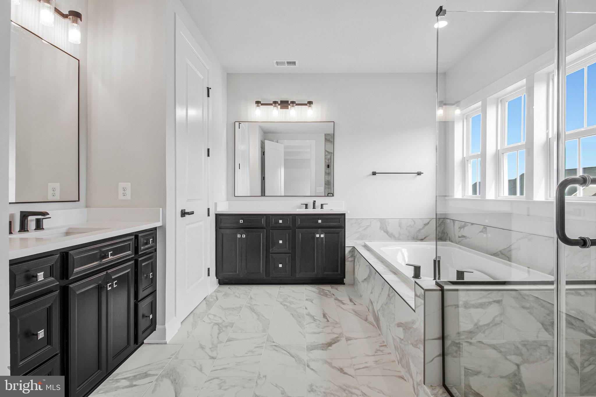 TWO RIVERS - Residential