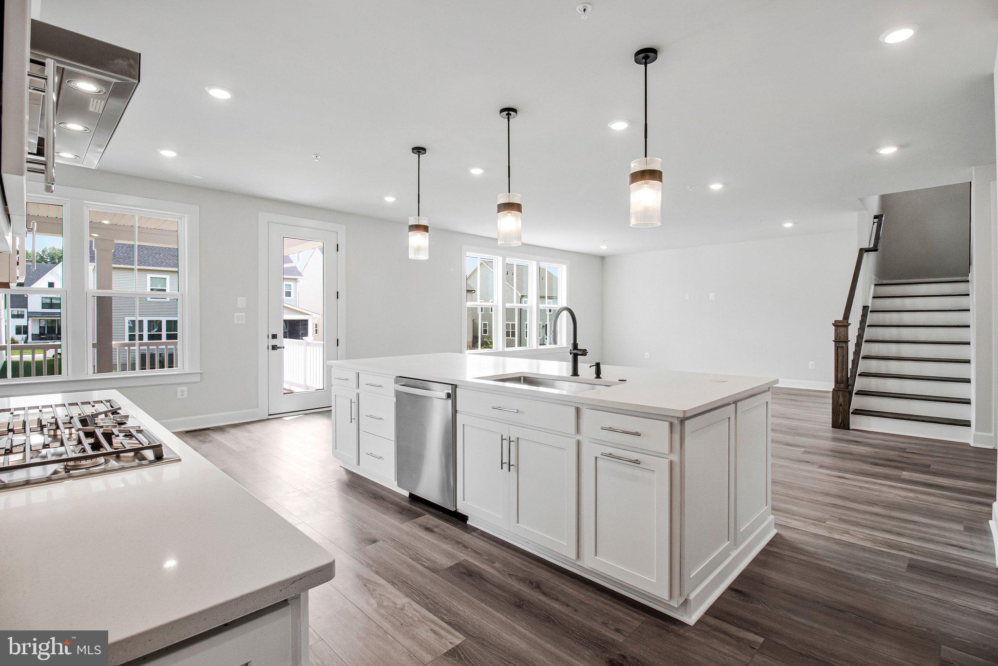 TWO RIVERS - Residential