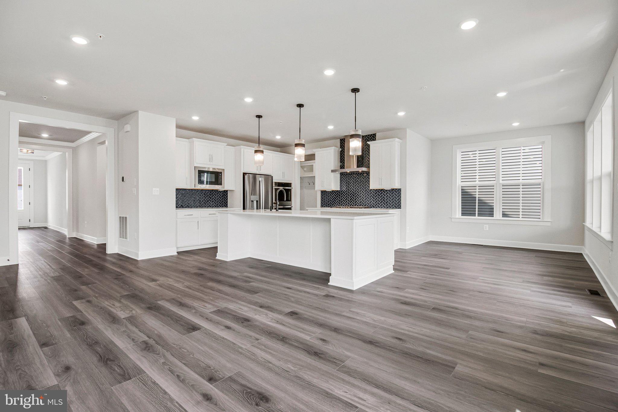 TWO RIVERS - Residential