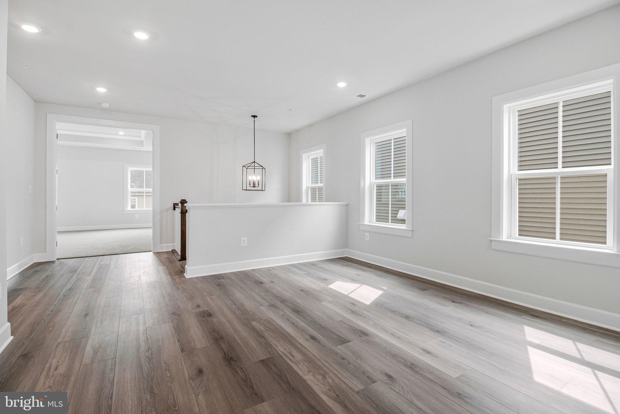 TWO RIVERS - Residential