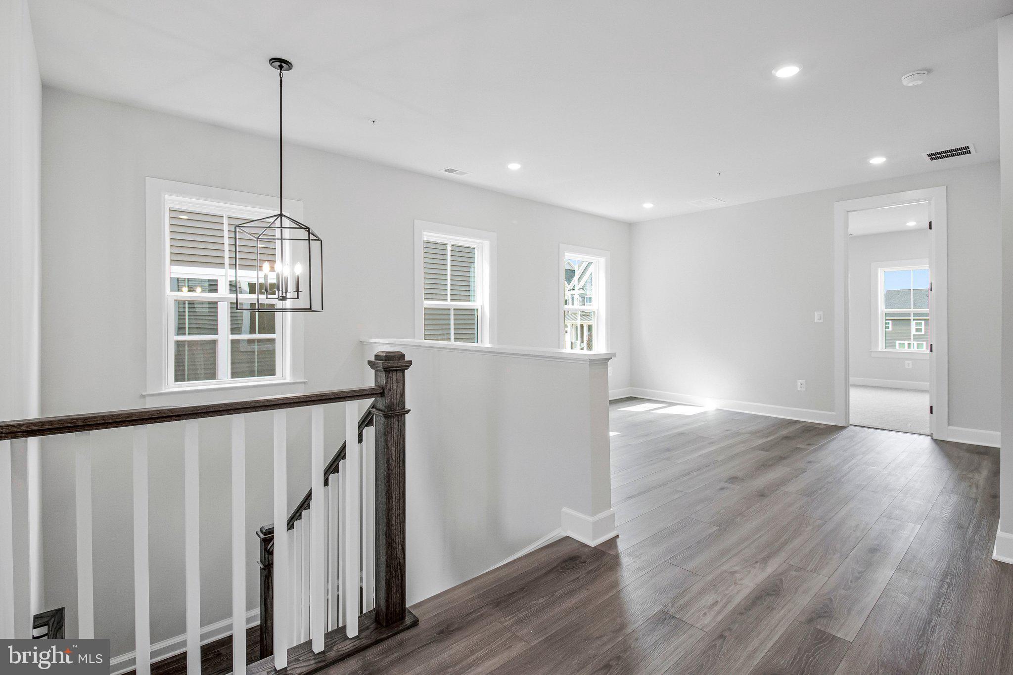TWO RIVERS - Residential
