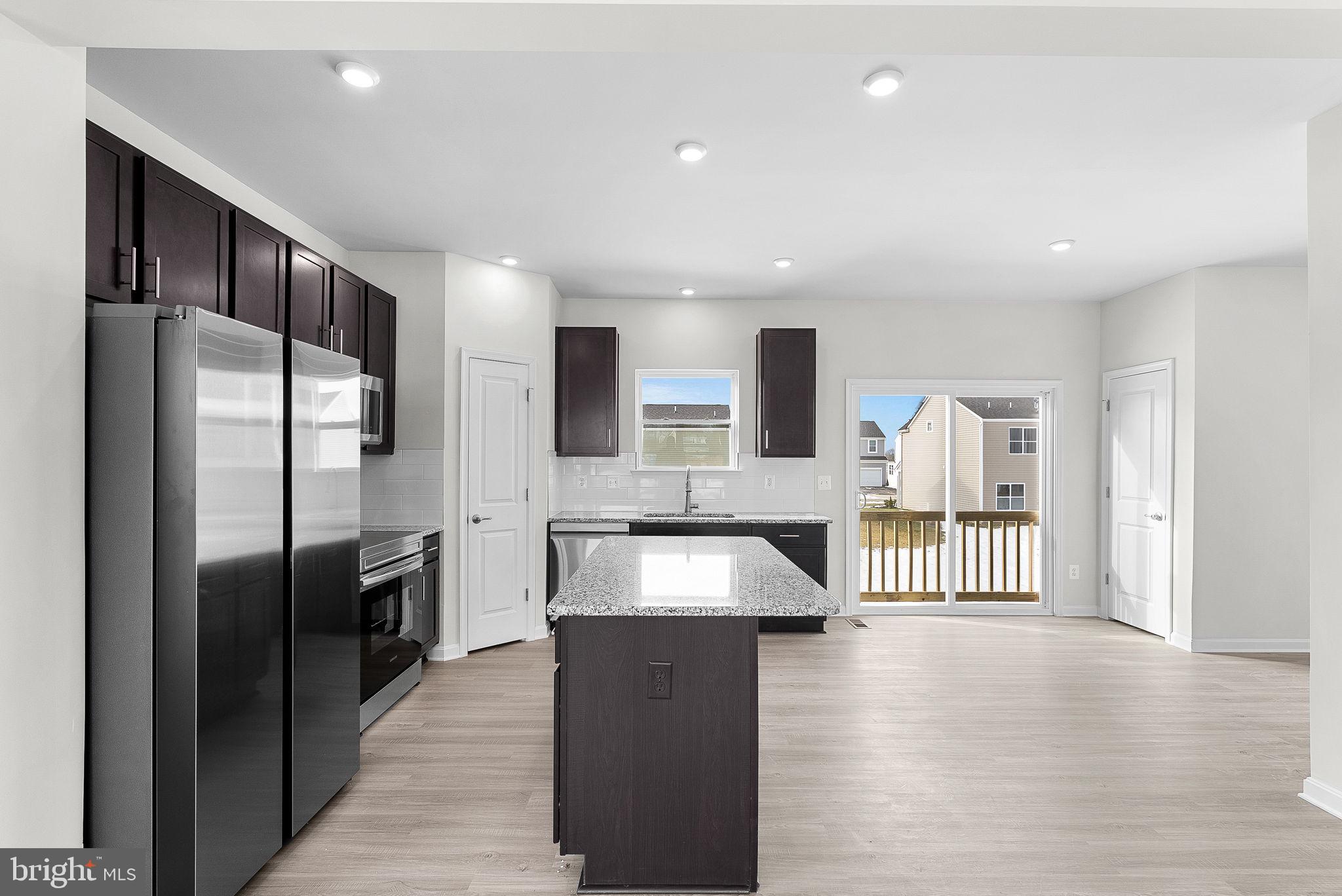 SOUTH BROOK - Residential