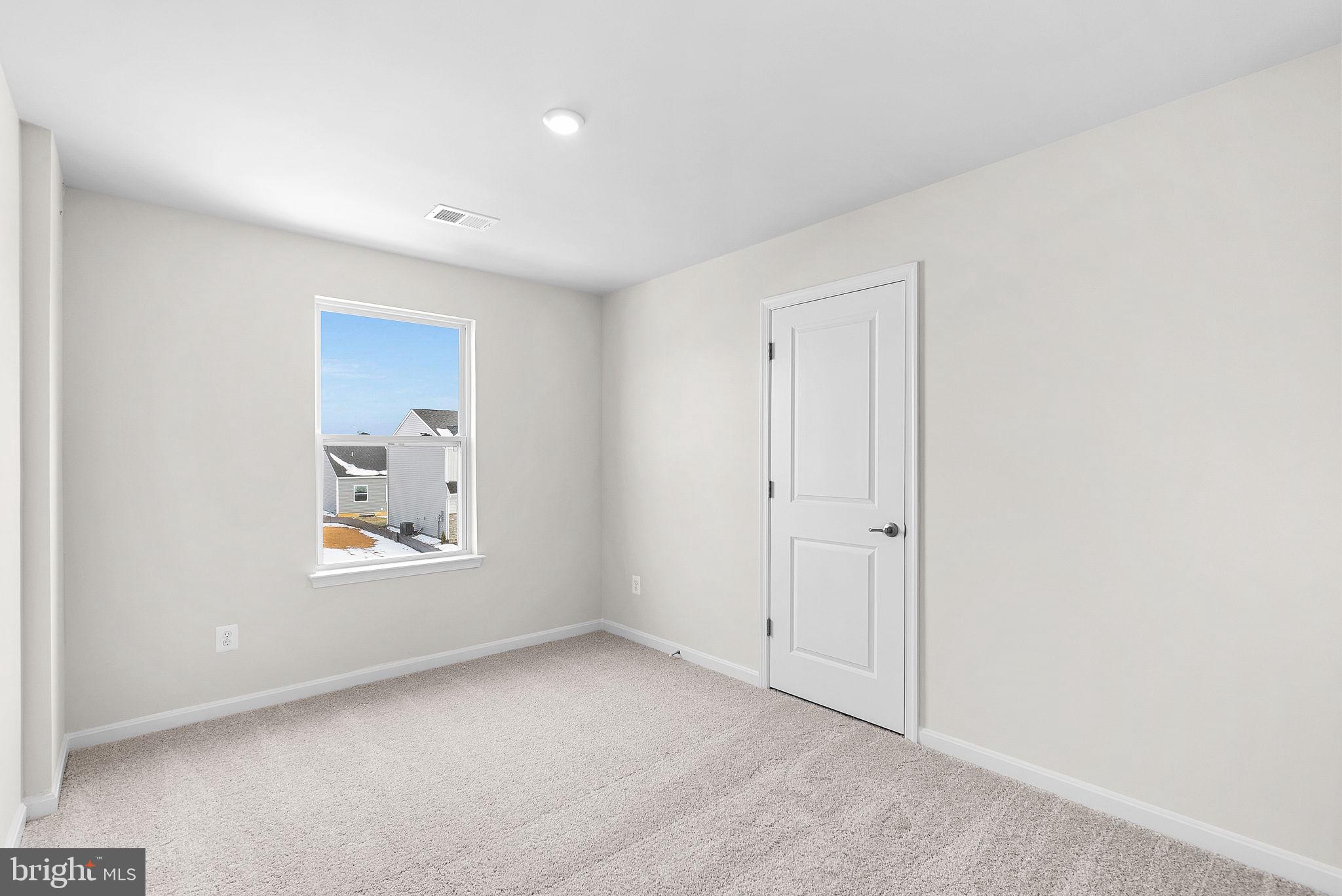 SOUTH BROOK - Residential