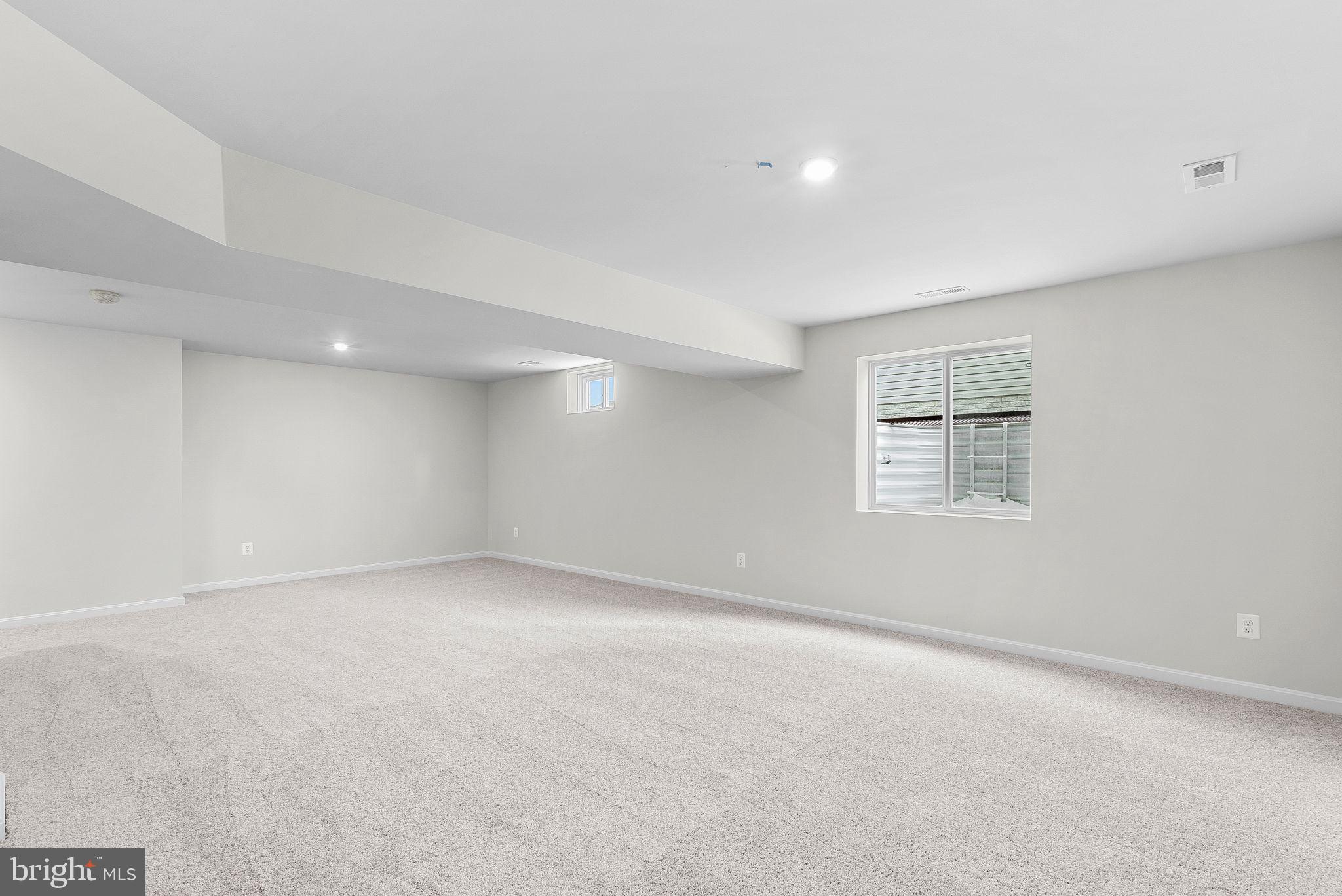 SOUTH BROOK - Residential