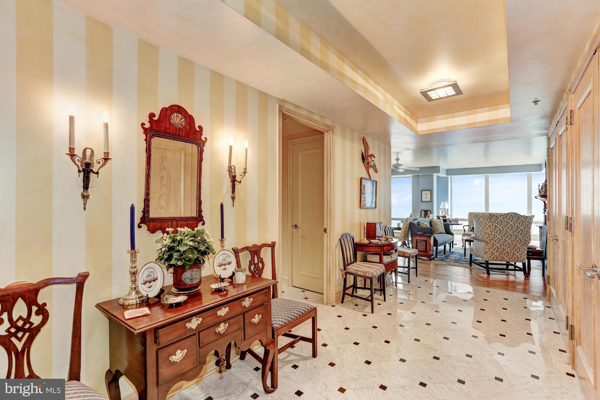 WEST END - Residential
