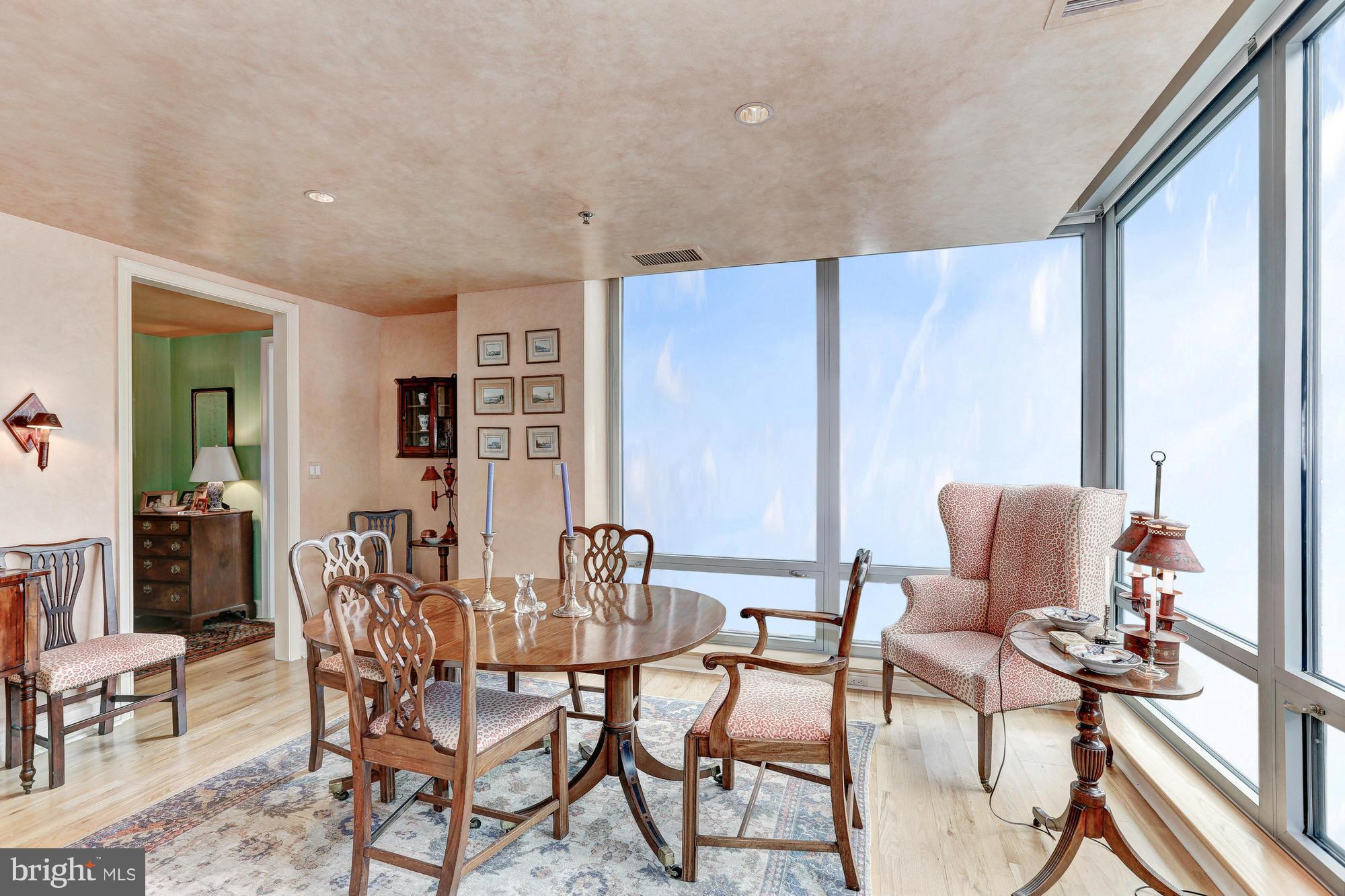 WEST END - Residential