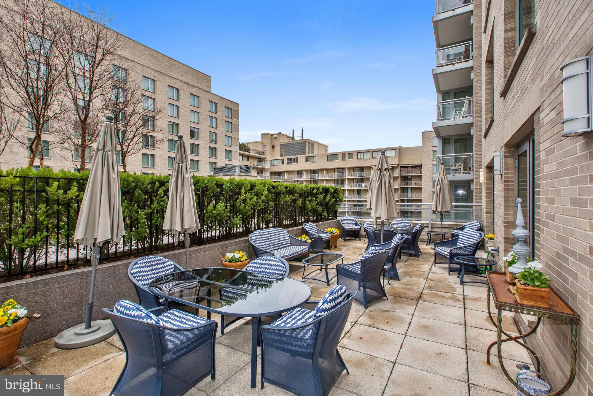 WEST END - Residential