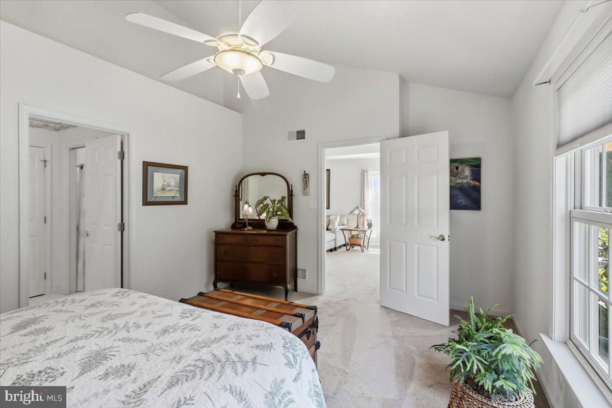 PARKSIDE - Residential