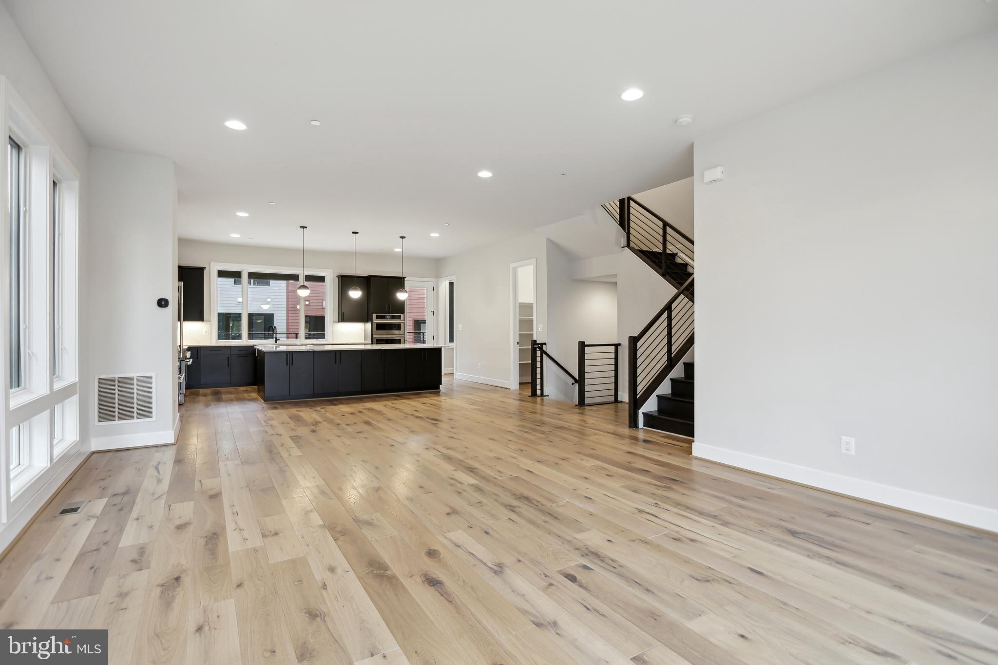 AMALYN - Residential