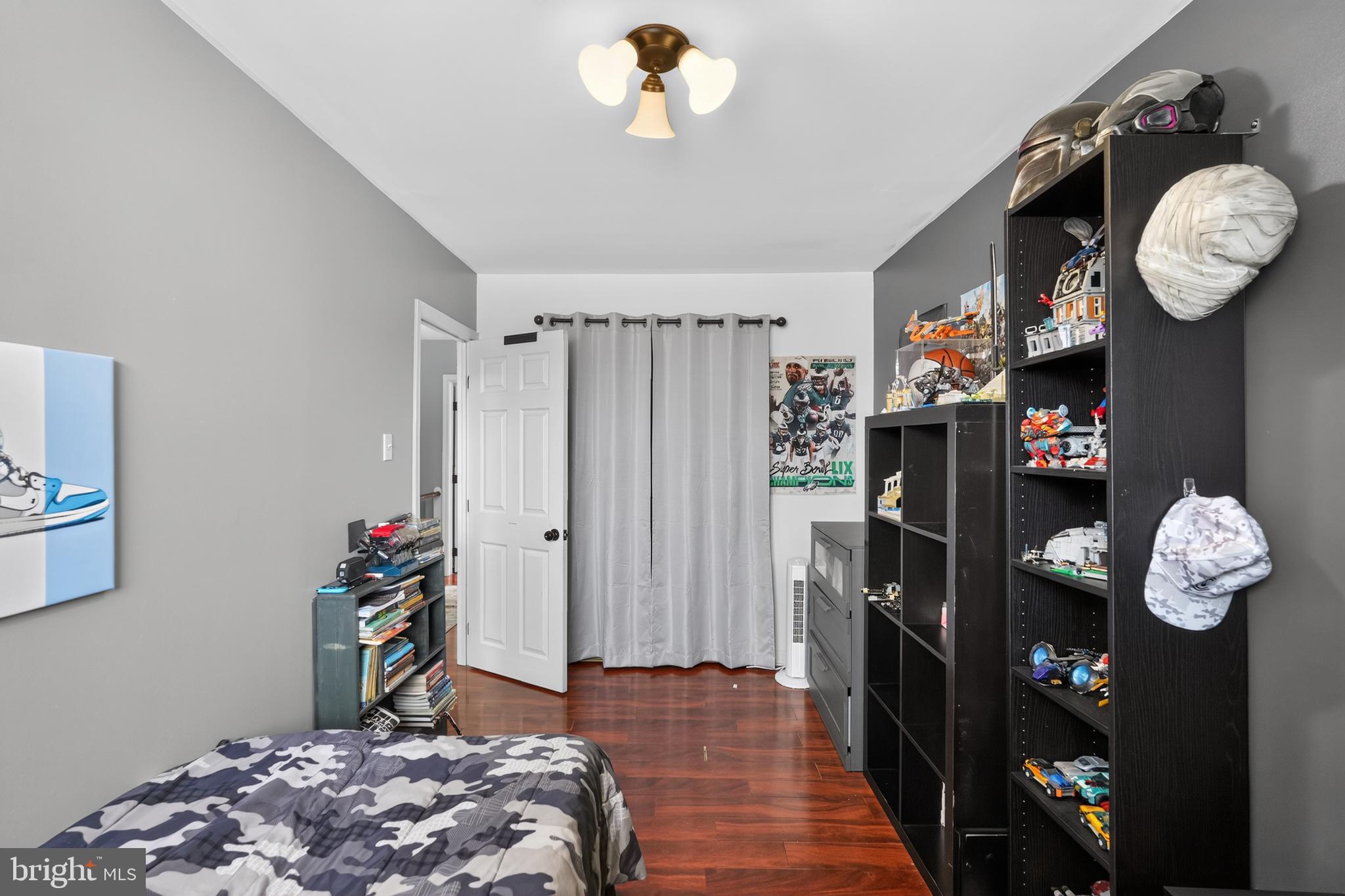 HOLMESBURG - Residential