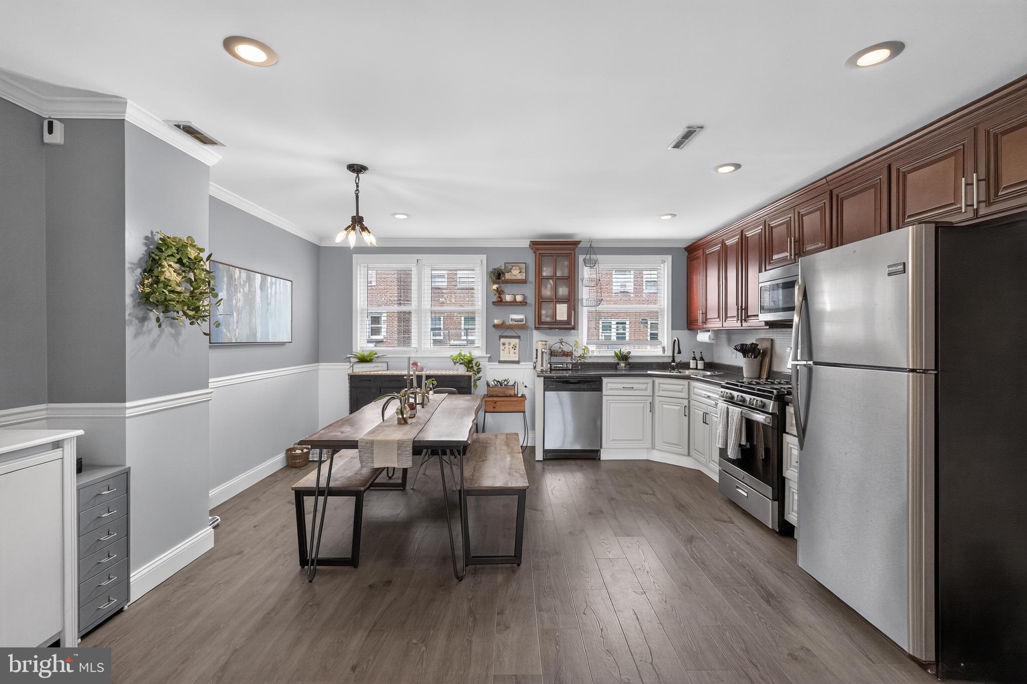 HOLMESBURG - Residential