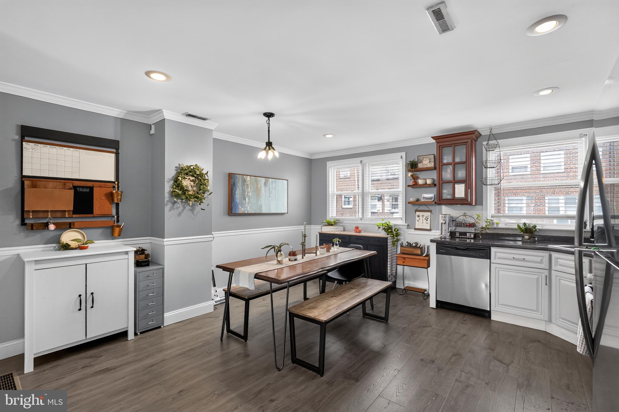 HOLMESBURG - Residential