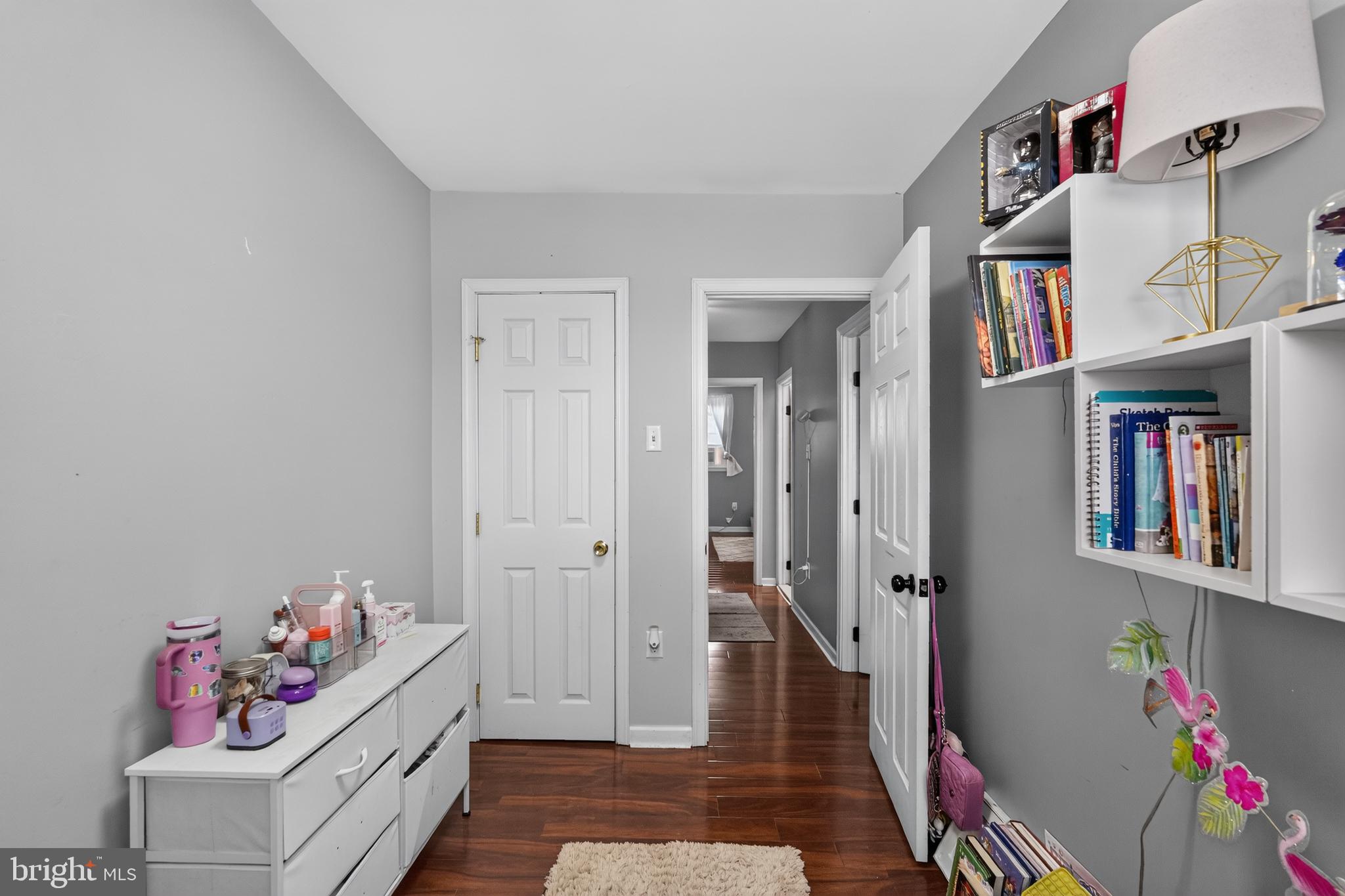 HOLMESBURG - Residential