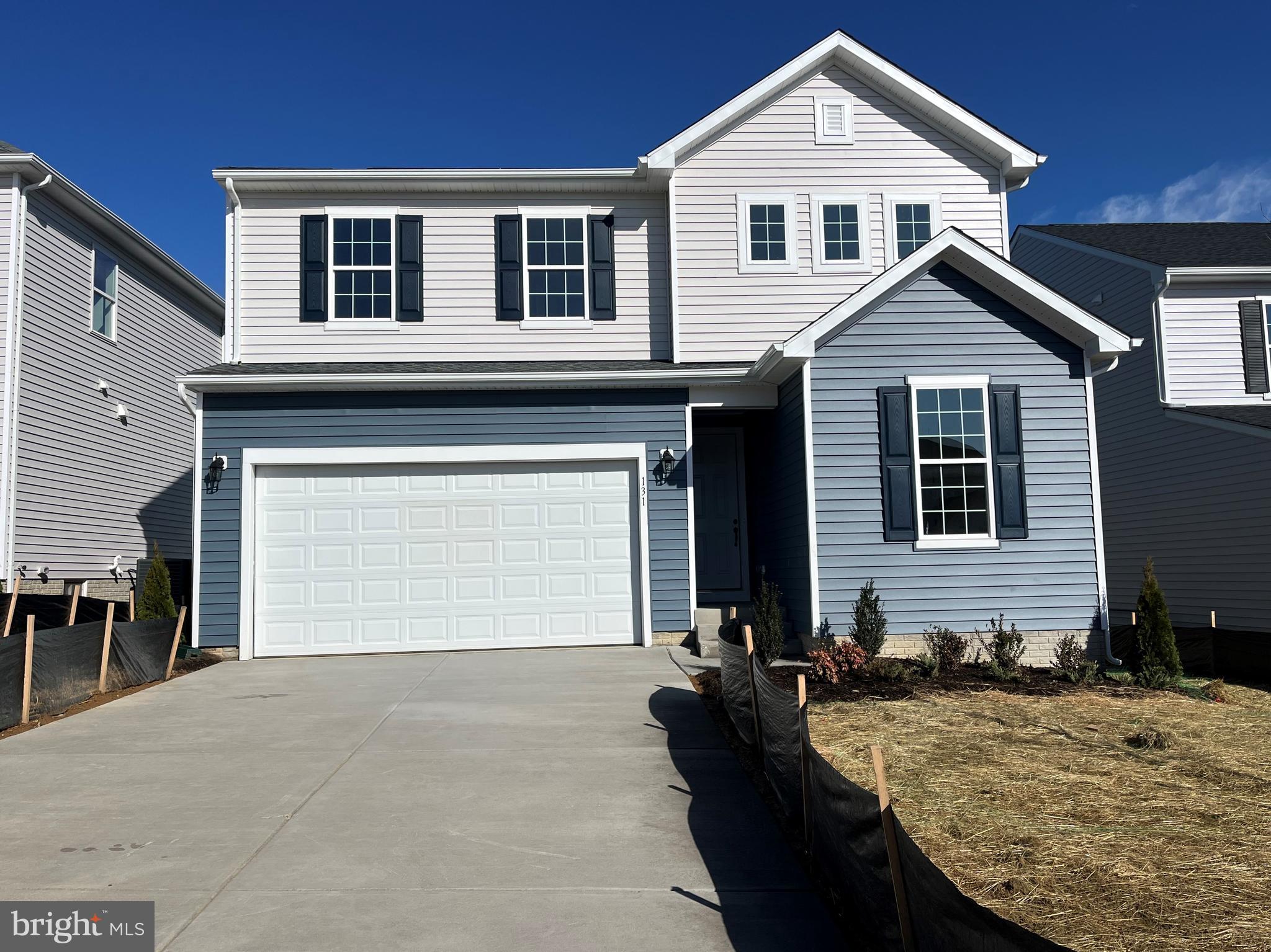 SEASONS AT MIDDLETOWN PLACE - Residential