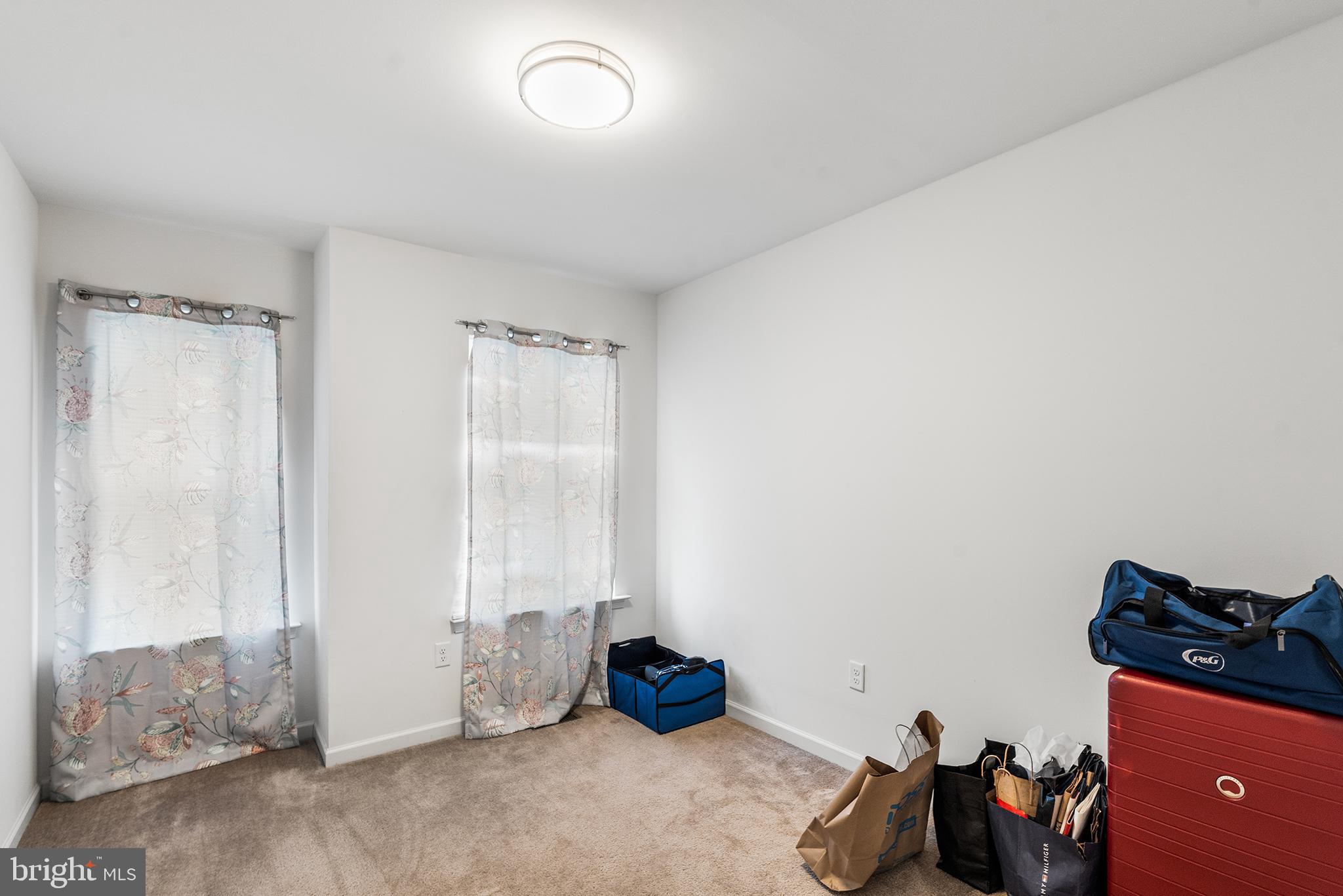 TIDBURY CROSSING - Residential