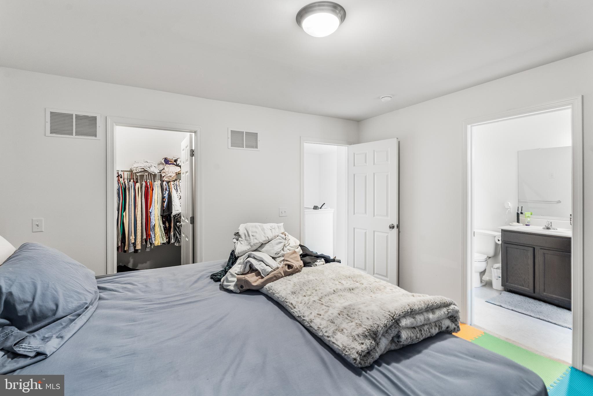 TIDBURY CROSSING - Residential