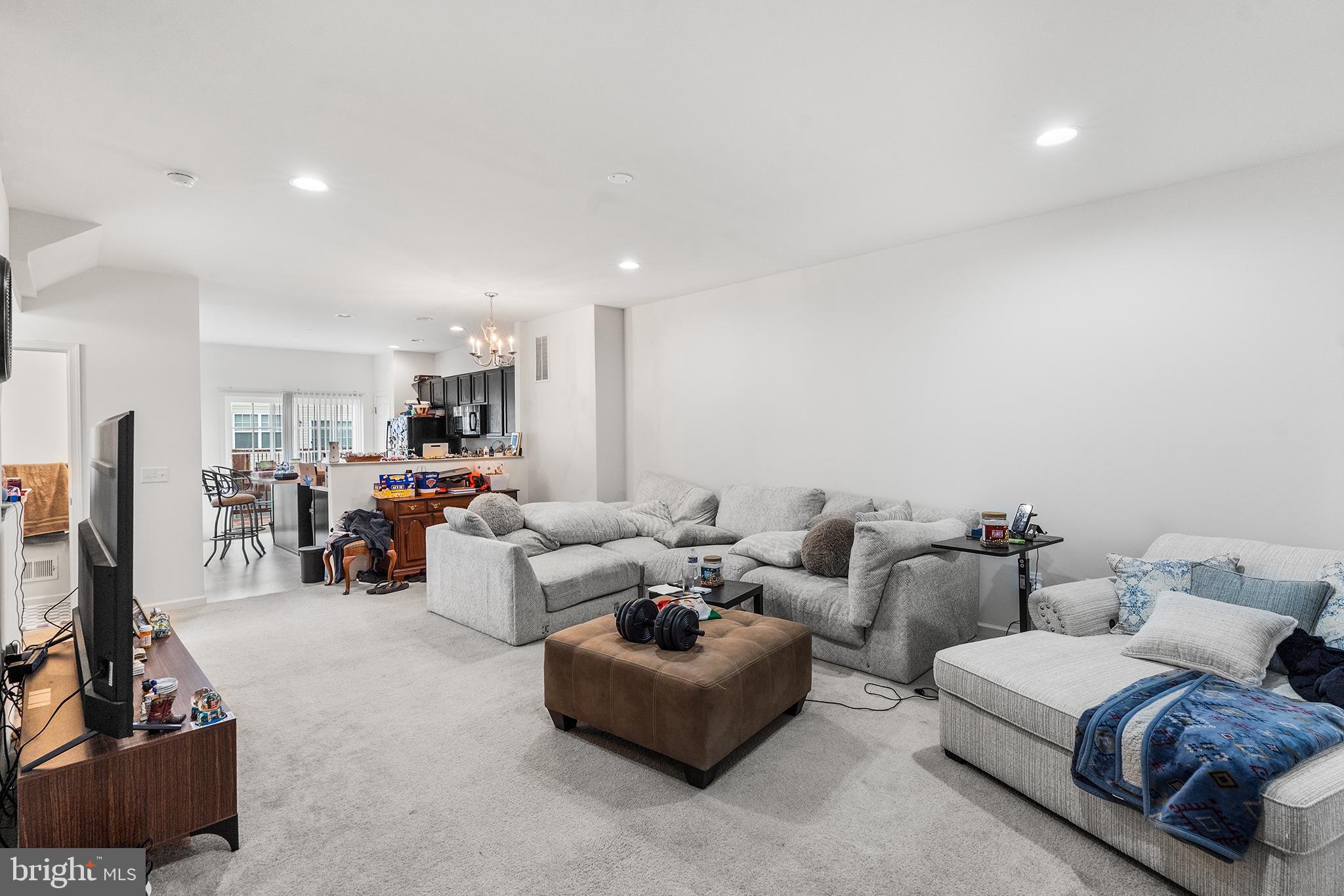 TIDBURY CROSSING - Residential