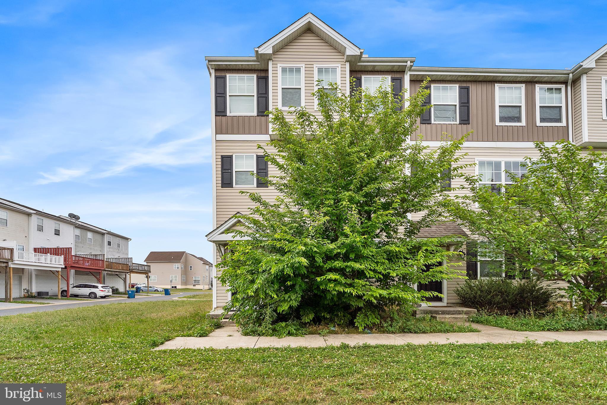 TIDBURY CROSSING - Residential