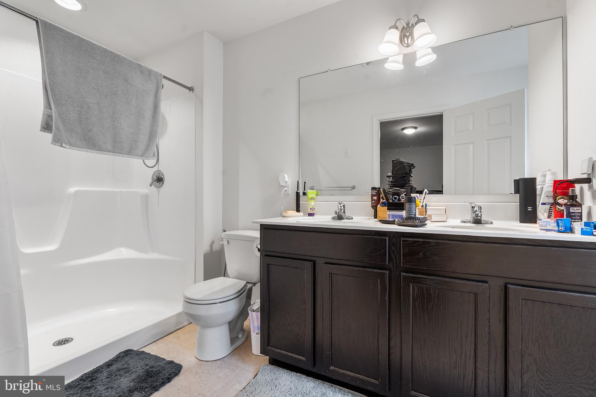TIDBURY CROSSING - Residential
