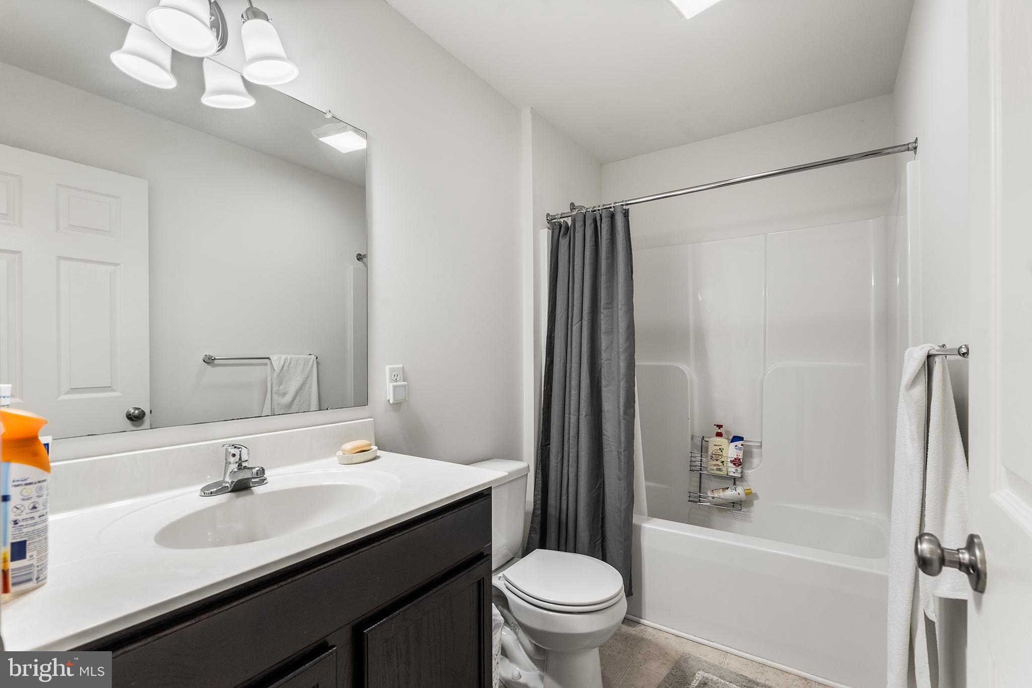 TIDBURY CROSSING - Residential