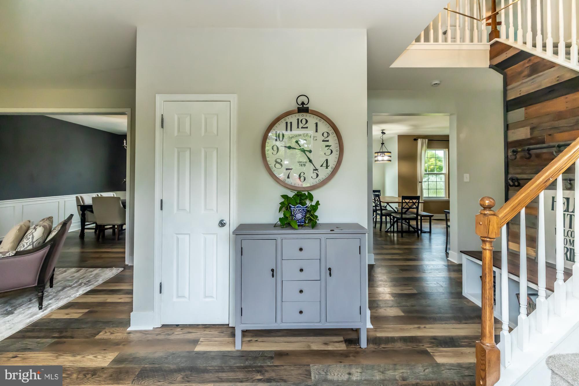 COWAN ESTATES - Residential
