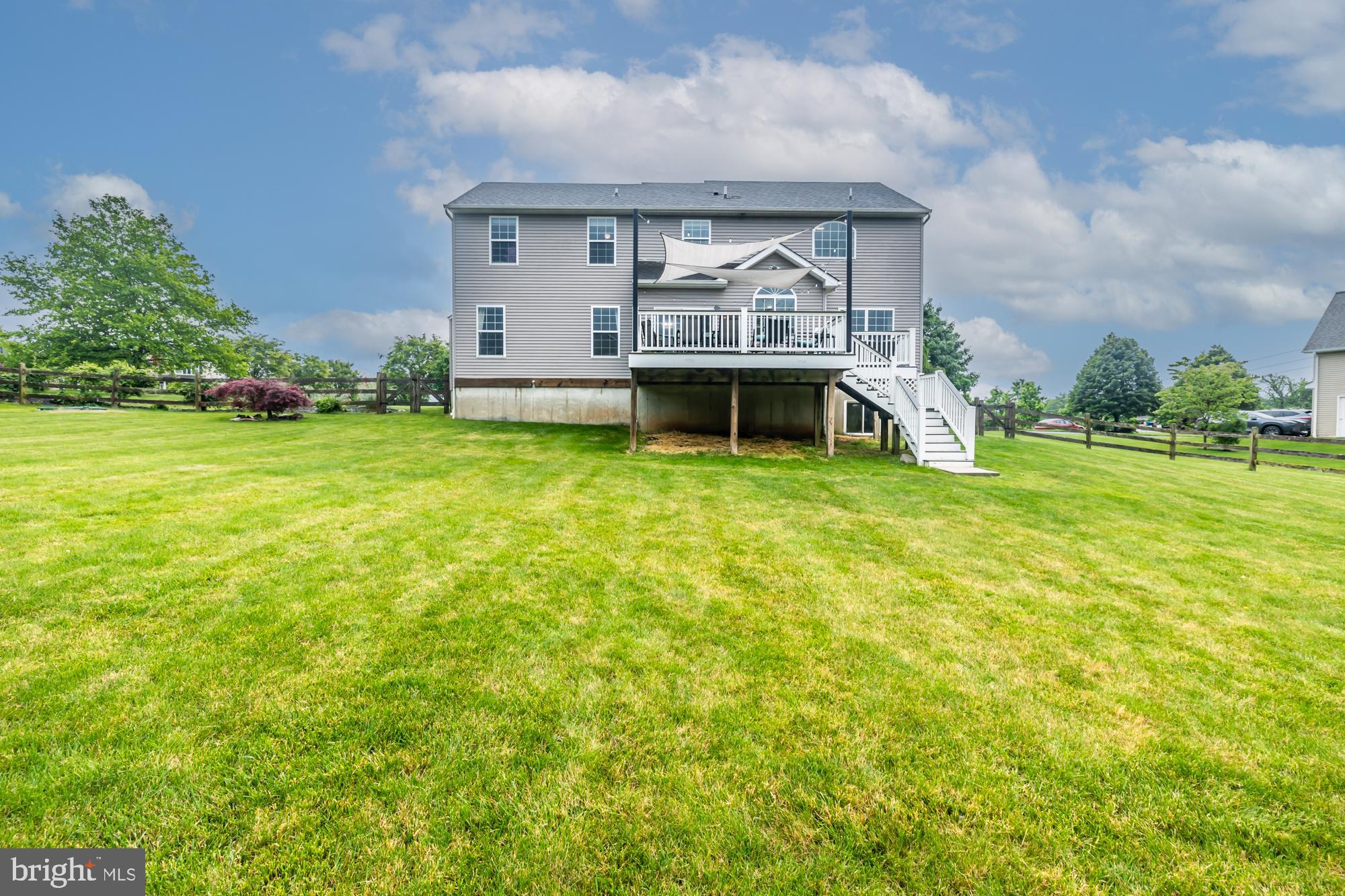 COWAN ESTATES - Residential