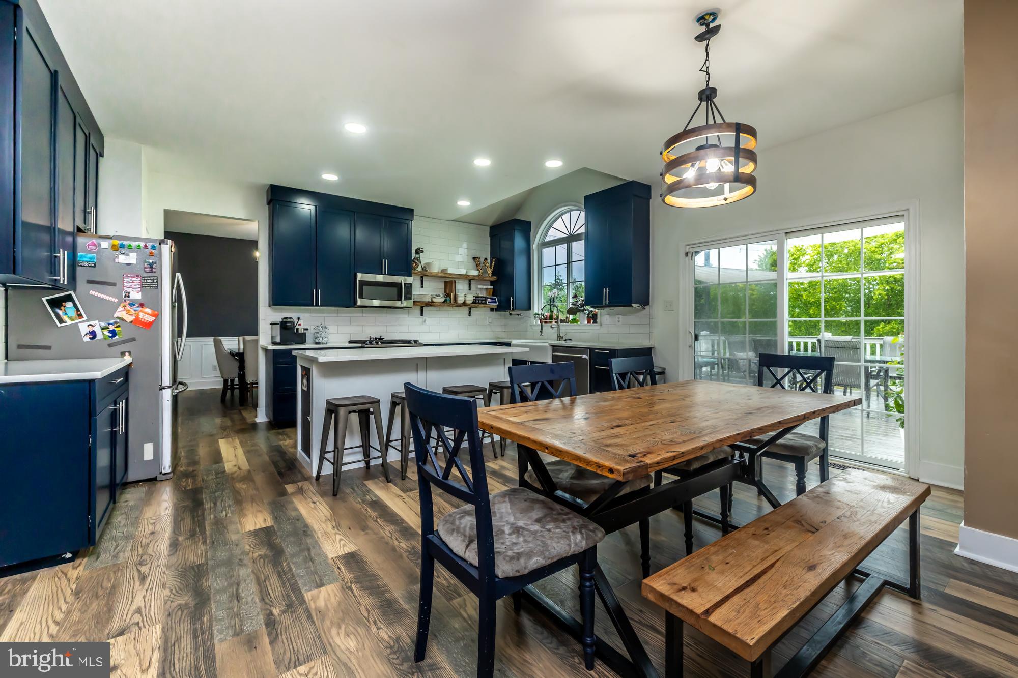 COWAN ESTATES - Residential