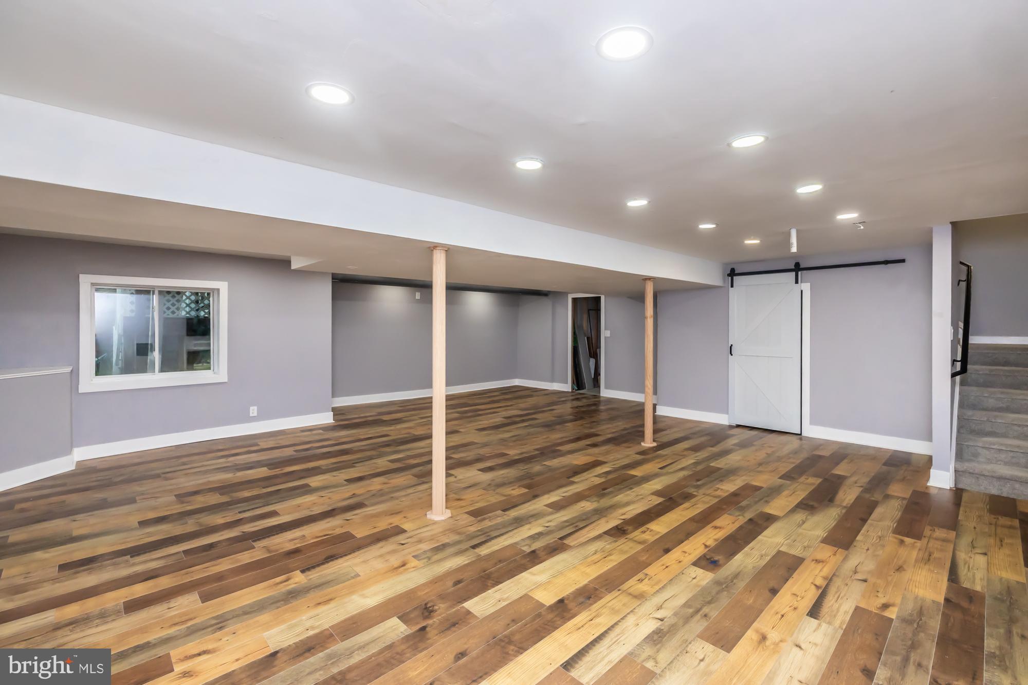 COWAN ESTATES - Residential