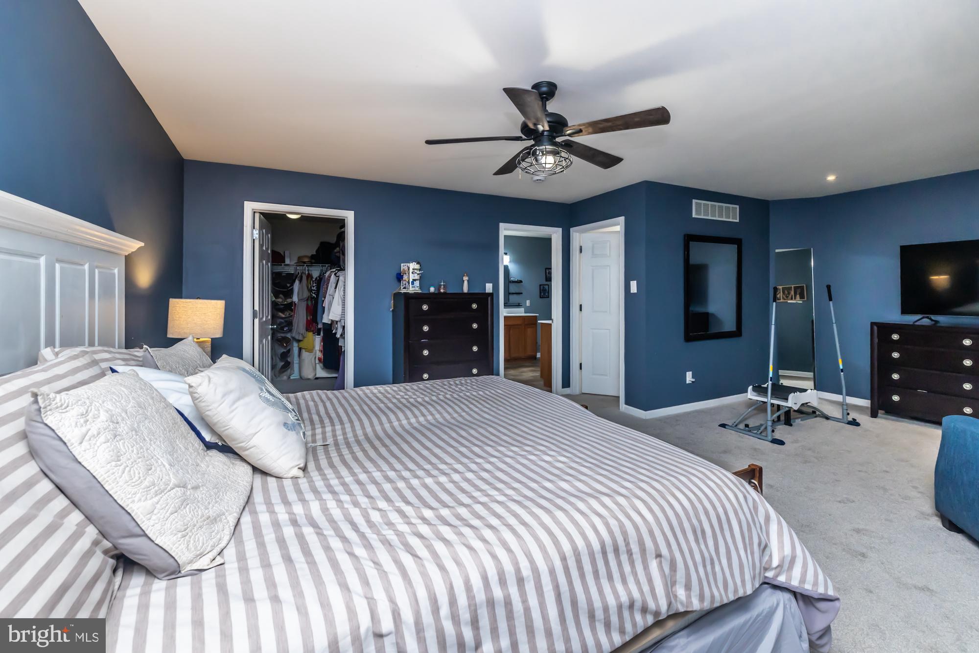 COWAN ESTATES - Residential