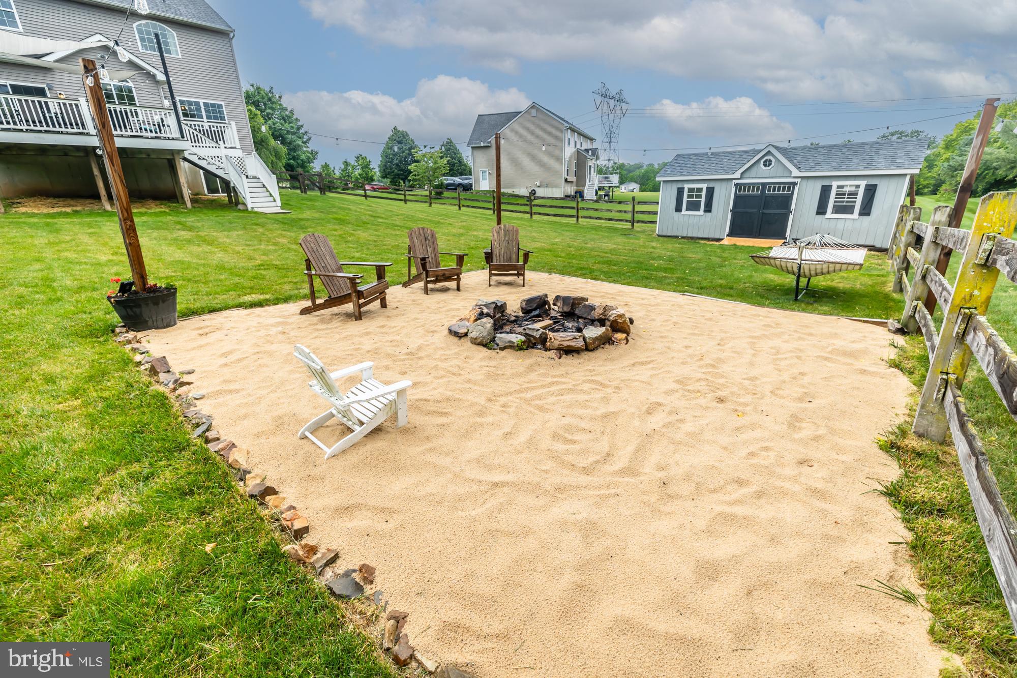 COWAN ESTATES - Residential