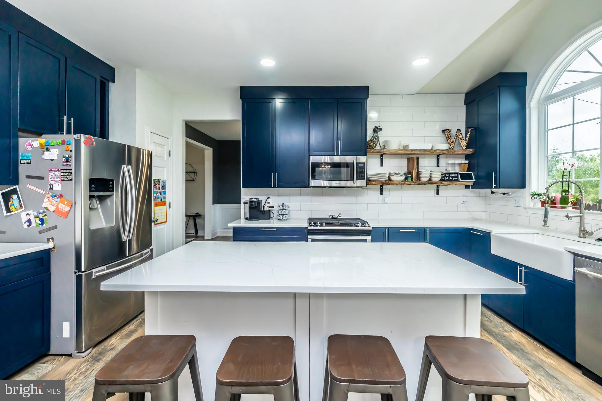 COWAN ESTATES - Residential