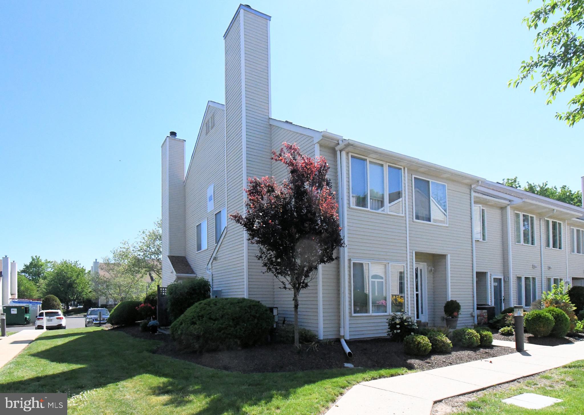 MONTGOMERY PLACE - Residential
