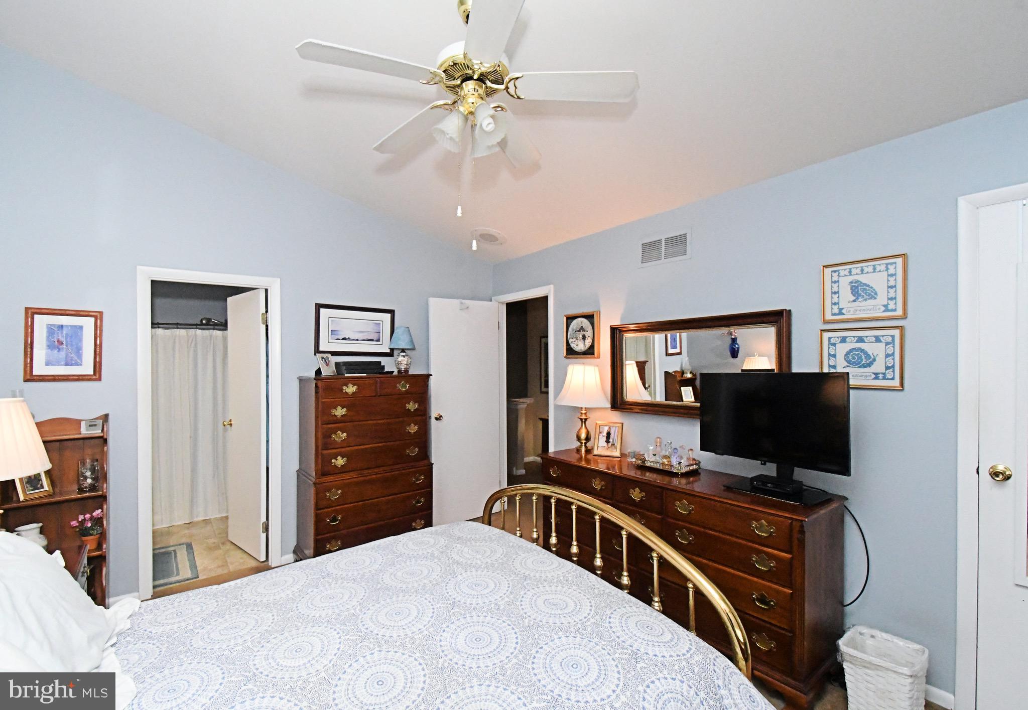 MONTGOMERY PLACE - Residential