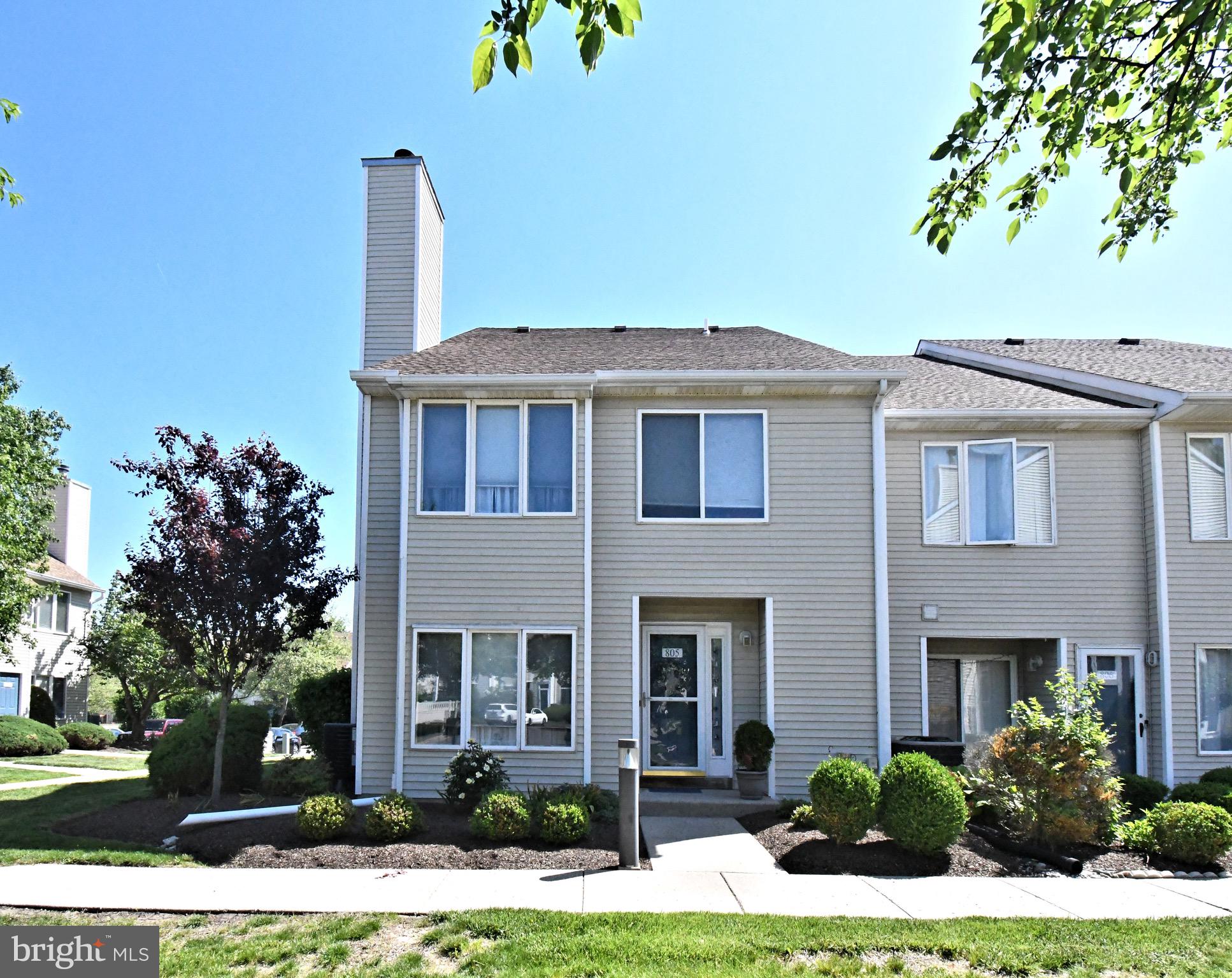 MONTGOMERY PLACE - Residential