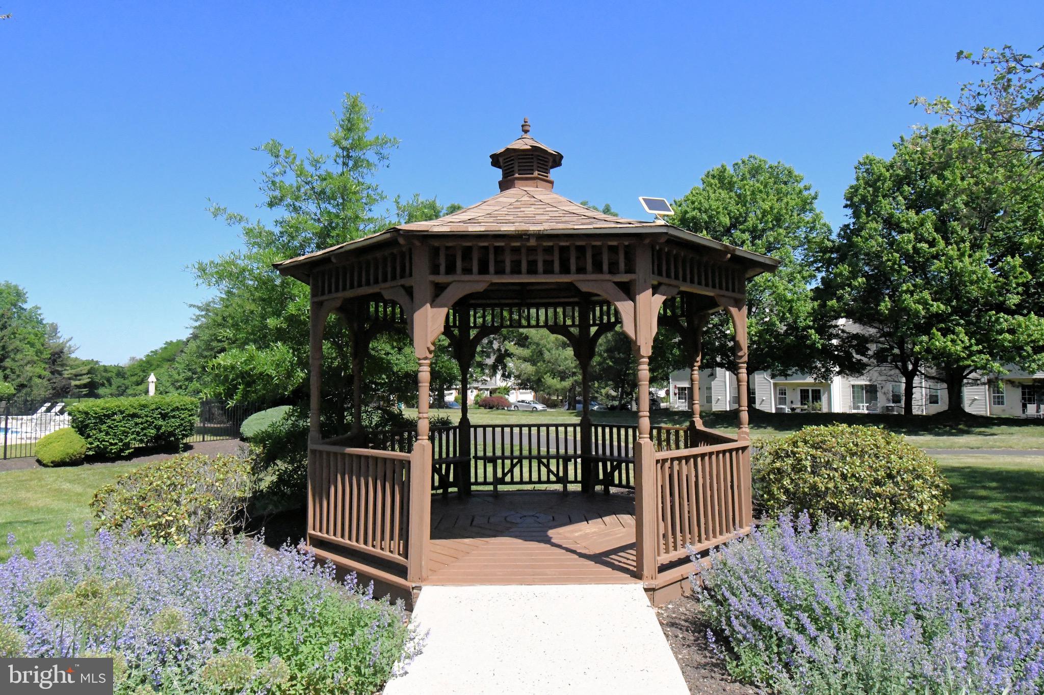 MONTGOMERY PLACE - Residential