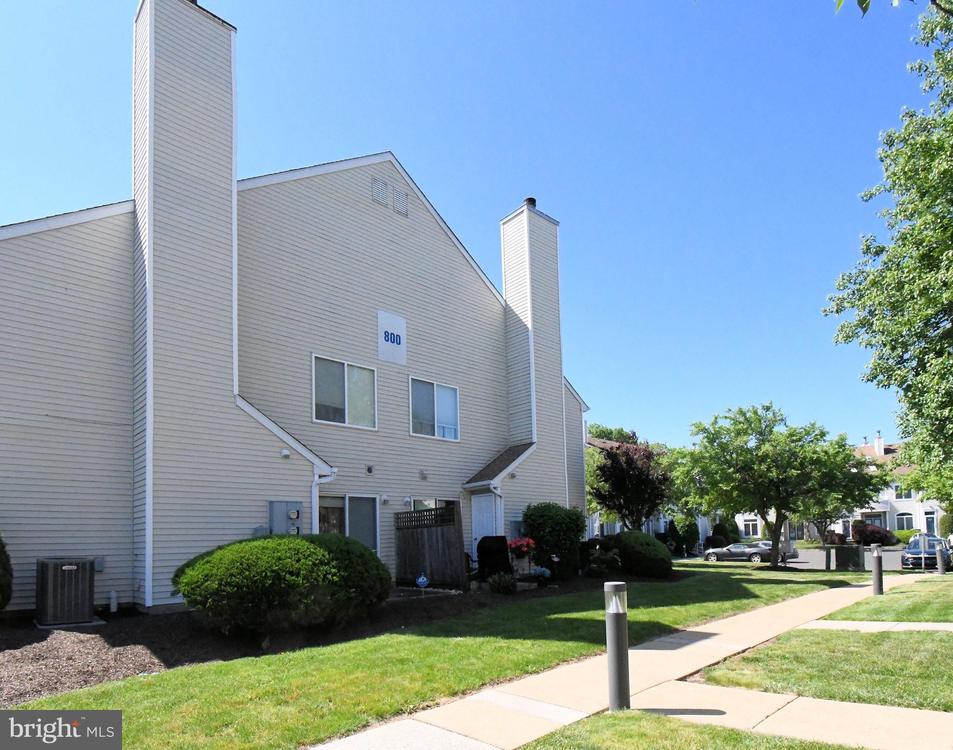 MONTGOMERY PLACE - Residential