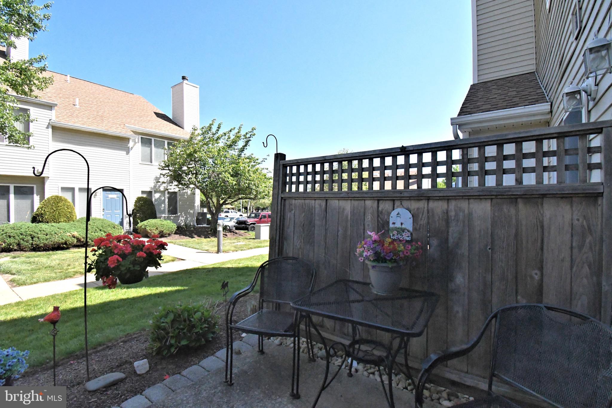 MONTGOMERY PLACE - Residential